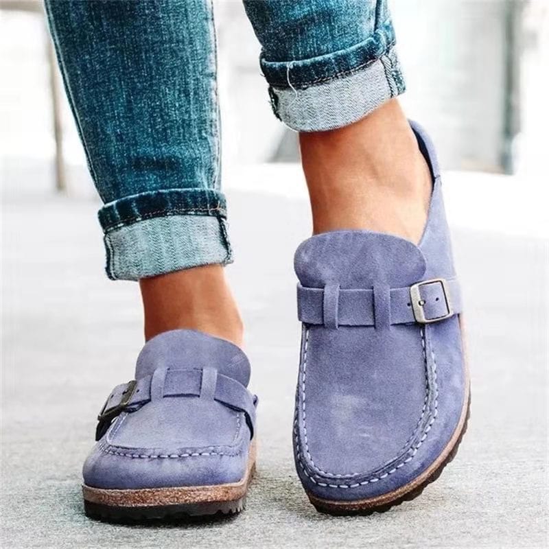 Modische Damen Retro Pantoletten, perfekt als bequeme Slipper und Alltagsschuhe mit orthopädischer Unterstützung.