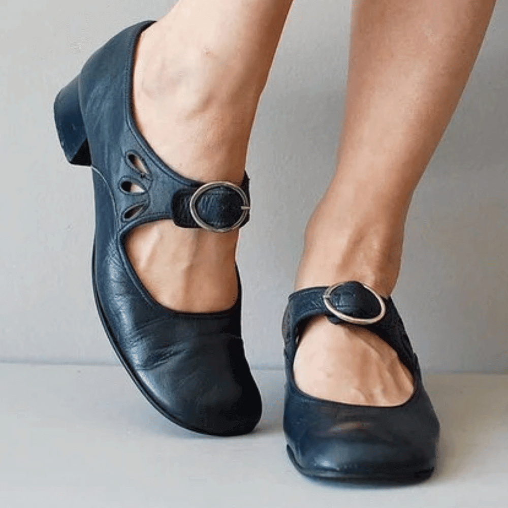 Bequeme Damen Sandale für Alltag und Freizeit. Elegante offene Damenschuhe mit Riemen, ideal für Sommer.