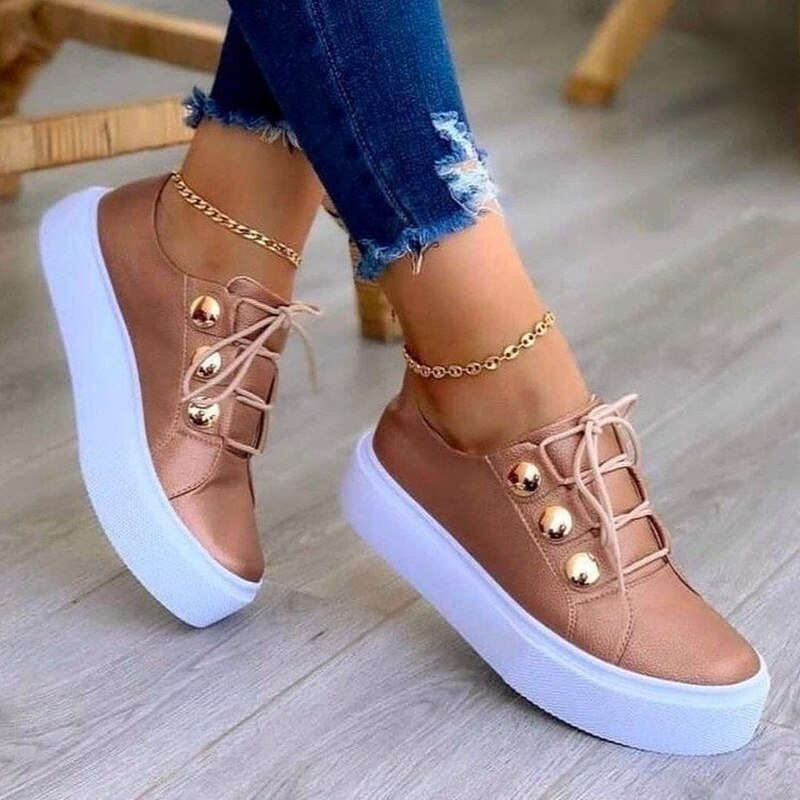 Elegante Damen Sneaker in Weiß, ideal für Alltag & Freizeit; bequeme, stilvolle Komfortschuhe für jede Frau.