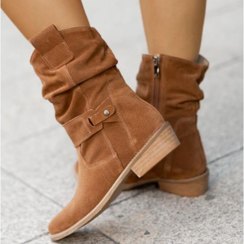 Robuste Damen Stiefeletten mit warmem Komfort, Reißverschluss & low heel. Knöchelhohe Winterschuhe.