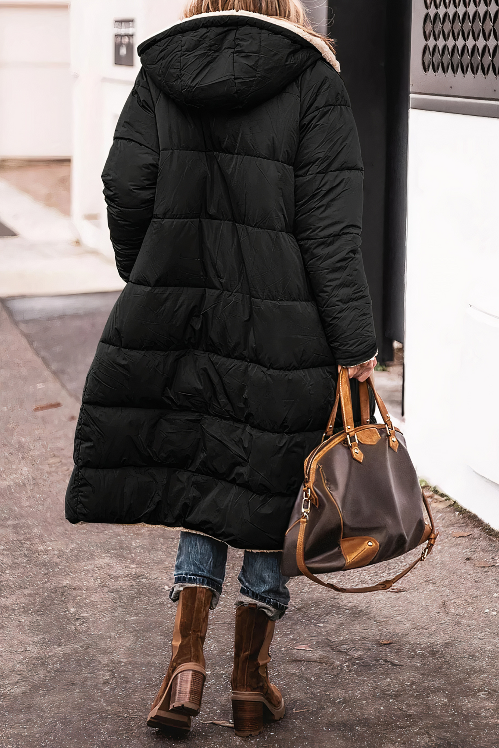 Stilvolle Damen Winterparka Nova, Steppdesign, schützt vor Kälte. Ideal für kalte Tage.