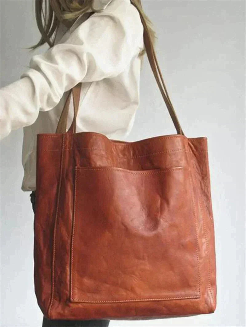 Klassische braune Damen-Schultertasche, elegant und vielseitig, ideal als stilvolle Alltagstasche.