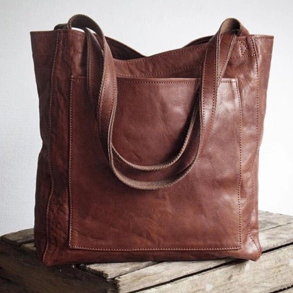Luxuriöse Damen-Schultertasche aus hochwertigem Material in Kaffeebraun, perfekt für Mode-Accessoires.