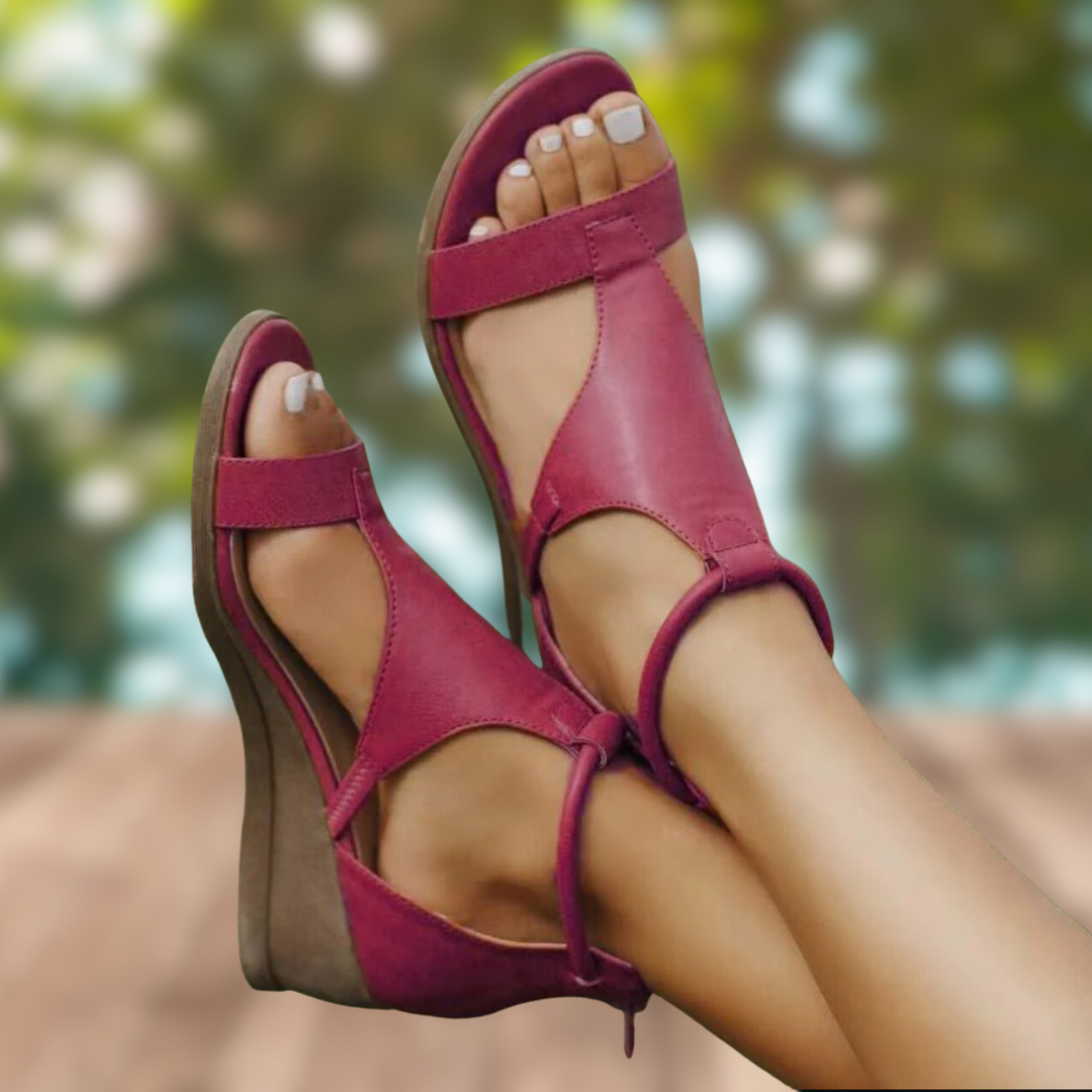 Vielseitige Sommersandalen für Damen: elegant, bequem und alltagstauglich. Perfekte Freizeitschuhe für jede Garderobe.