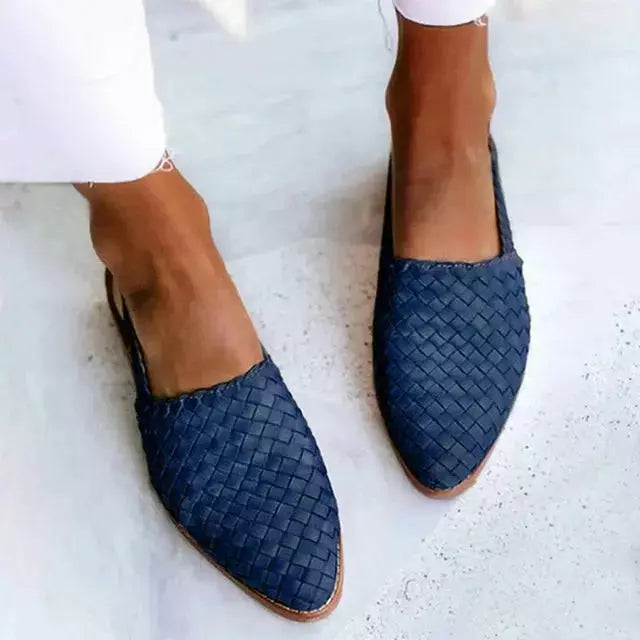 Damen Ballerinas, geflochtenes Design, spitze Kappe. Flache, bequeme Slip-ons für elegante Freizeitlooks.