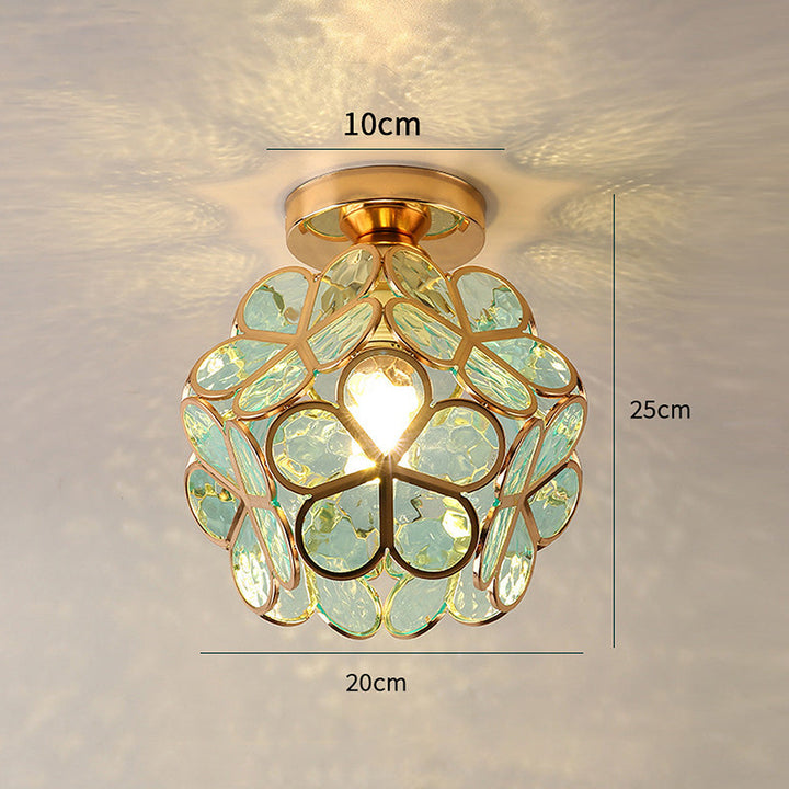 Dekorative Deckenleuchte mit elegantem Blumenmuster aus Glas, ideal für stilvolle Räume.