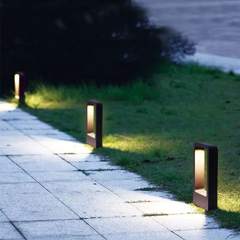 Elegante graue 30cm LED Bodenleuchte für Garten & Außenbereich. Moderne, wasserdichte Terrassenbeleuchtung.