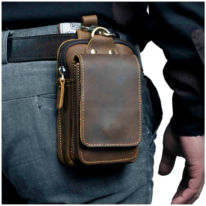 Elegante Herren Bauchtasche aus Echtleder in Braun für Alltag & Reise. Praktische Gürteltasche.