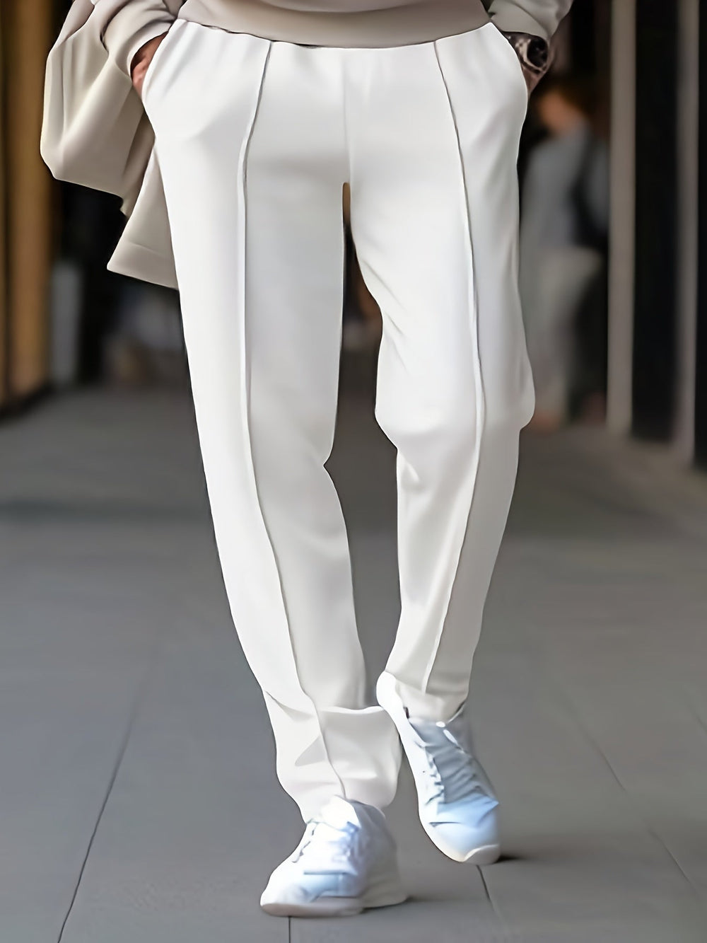 Bequeme Stretch-Herrenhose, perfekt für Business Casual Outfits und entspannte Freizeit.