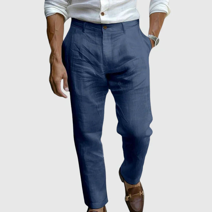 Moderne Herrenhose mit weitem Bein, perfekt als stilvolle Freizeithose oder Business Casual Sommerhose.