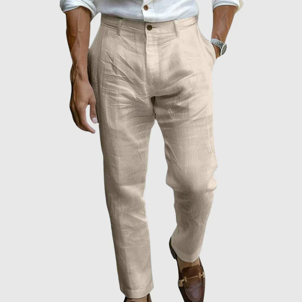 Komfortable Herren Freizeithose mit weitem Bein, eine luftige Sommerhose für entspannte Eleganz in der Herrenmode.
