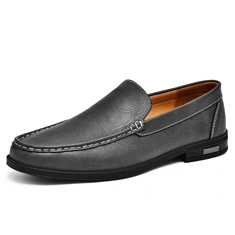 Moderne Herren Lederslipper im Loafer-Stil, elegant und aus feinstem italienischem Leder gefertigt, Emilio.