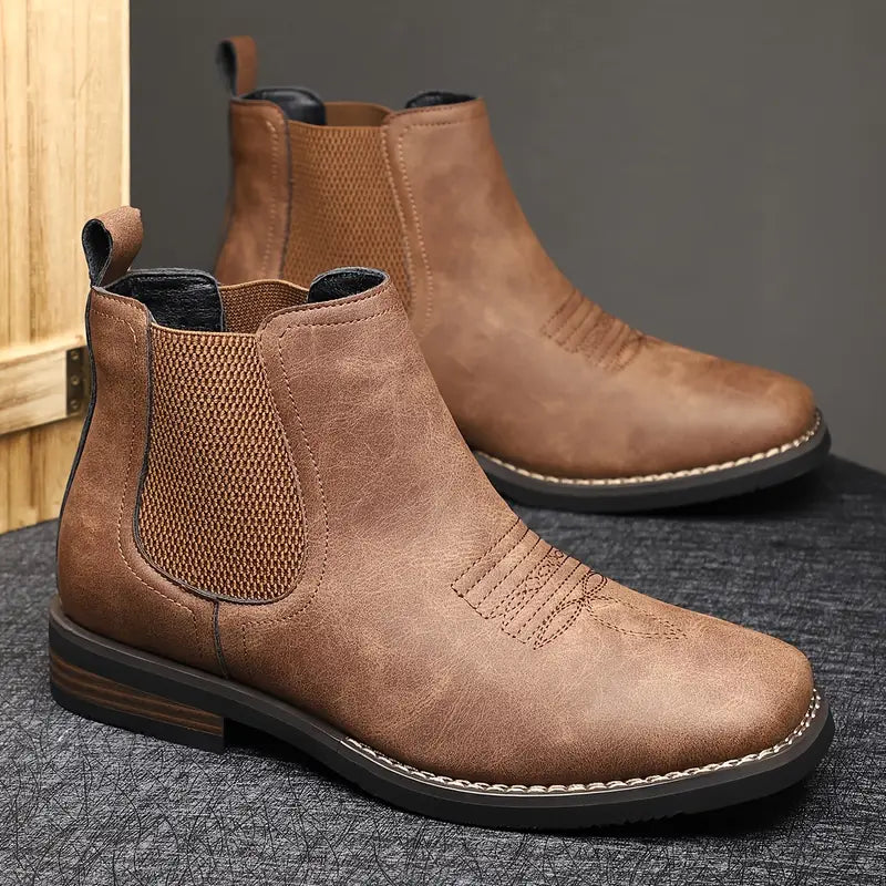 Zeitlose Herren Elegante Stiefel, braunes Nubukleder, perfekt für Herbst/Winter und gehobene Herrenmode.