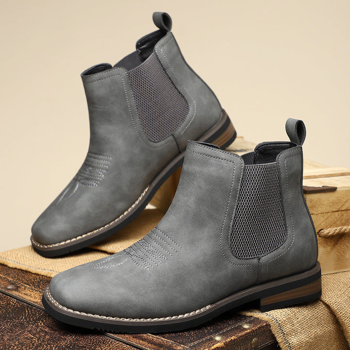 Schicke Herren Schnürstiefel in Schwarz, perfekt für Business Casual Outfits und elegante Anlässe.