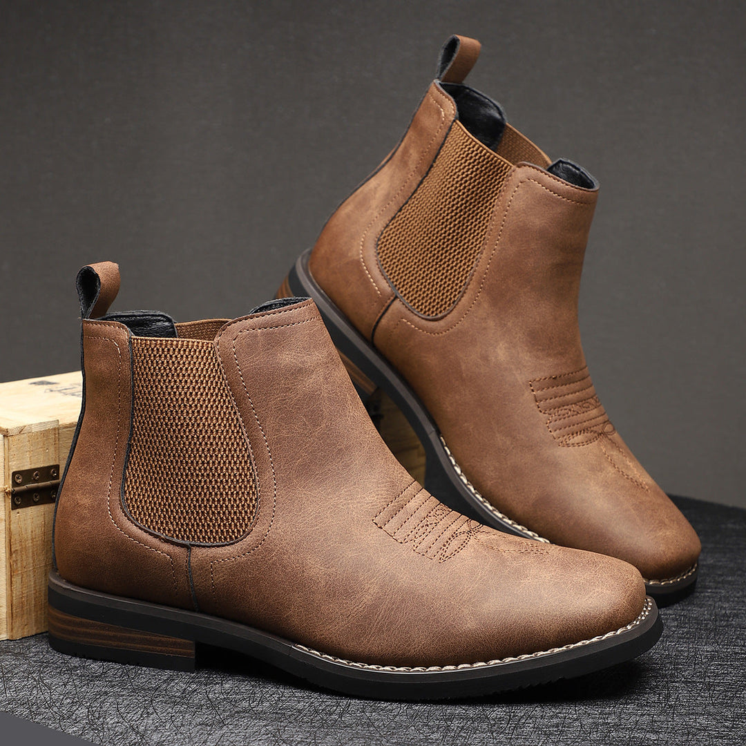 Robuste Herrenstiefel für Herbst & Winter, mit zeitlosem Design und exzellentem Tragekomfort.