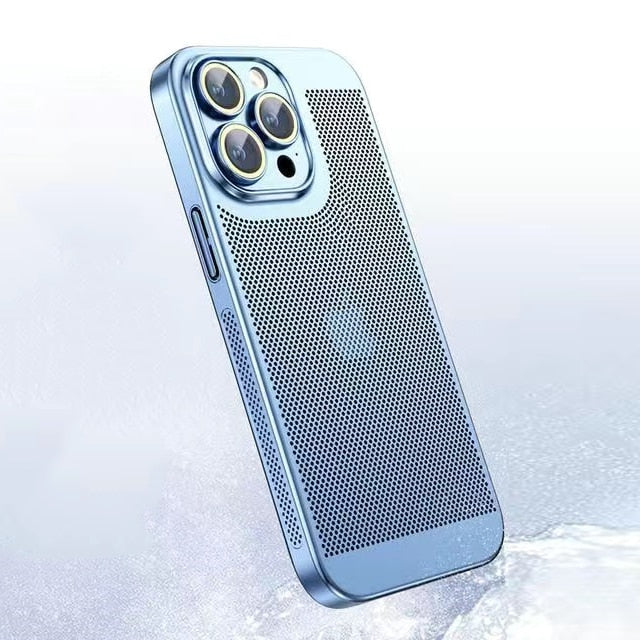 Langlebige iPhone Handyhülle: Stoßfestes Design mit Metallstruktur für umfassenden Geräteschutz.