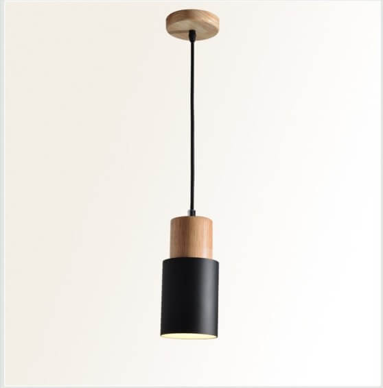 Schlanke LED-Hängeleuchte Zylinder, minimalistisch. Pendelleuchte aus Aluminium, ideal für skandinavische Wohnzimmer.