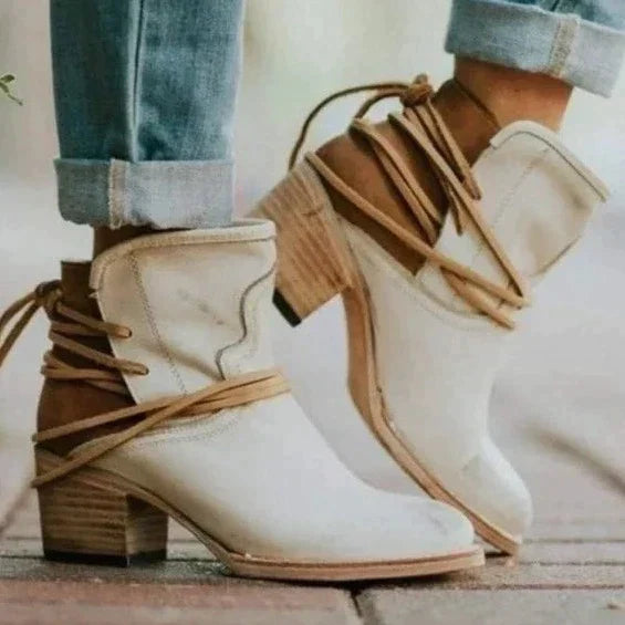 Elegante Leder Damen Stiefeletten Celeste für stilvolle Looks. Vielseitig und modisch.