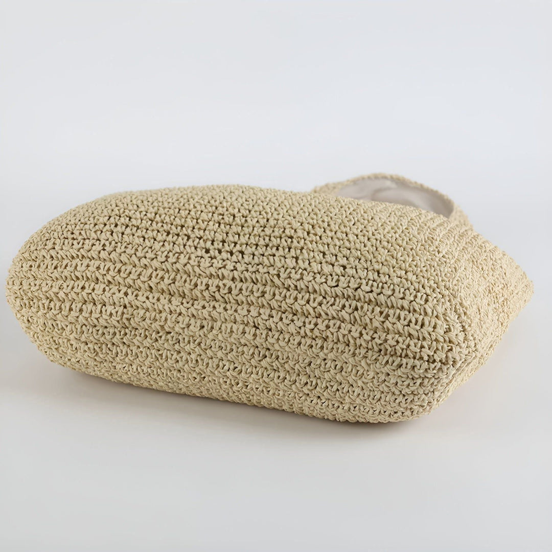 Handgefertigte Lisele Strohtasche für Damen. Vielseitige Sommerhandtasche, elegantes Modeaccessoire.