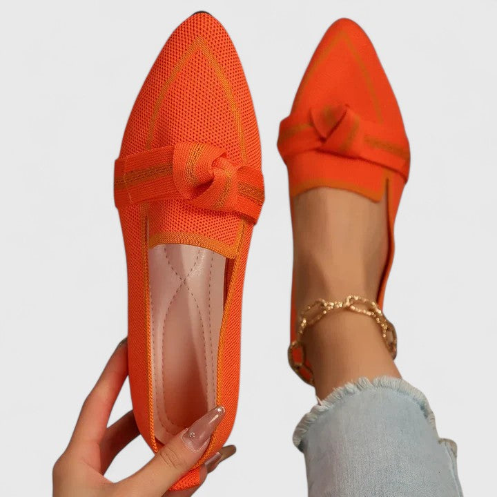 Leichtgewichtige Damen Orthopädische Slipper, modisch und bequem. Elegantes Slip-on Design mit Fußgewölbestütze.