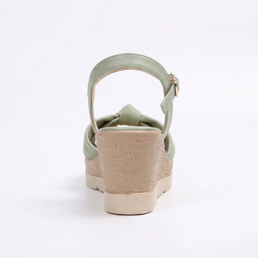 Elegante, orthopädische Damensandalen für den Sommer. Bieten Komfort, Stil und fördern die Fußgesundheit.