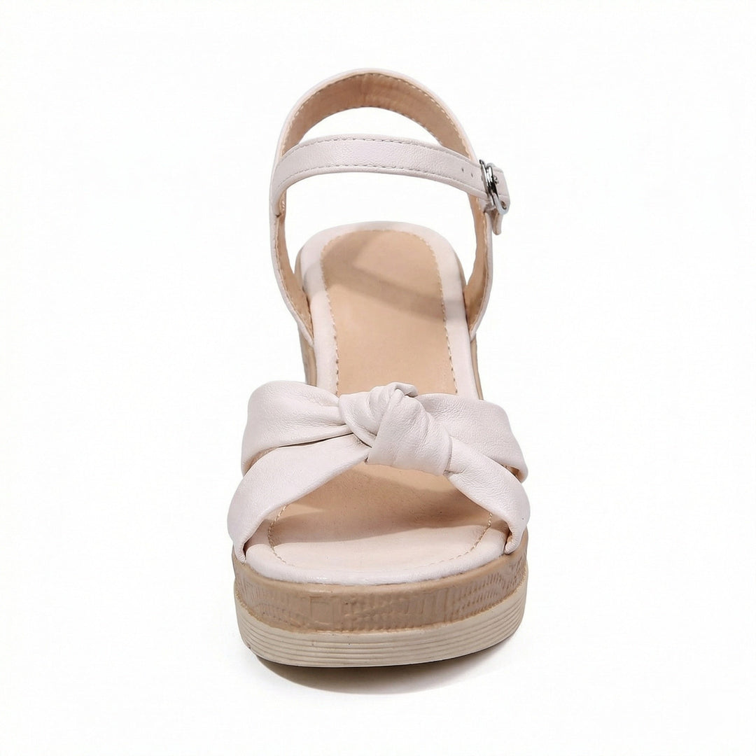 Gesundheitsfördernde Damensandalen: orthopädisch, bequem und modisch – die perfekten Sommerschuhe.