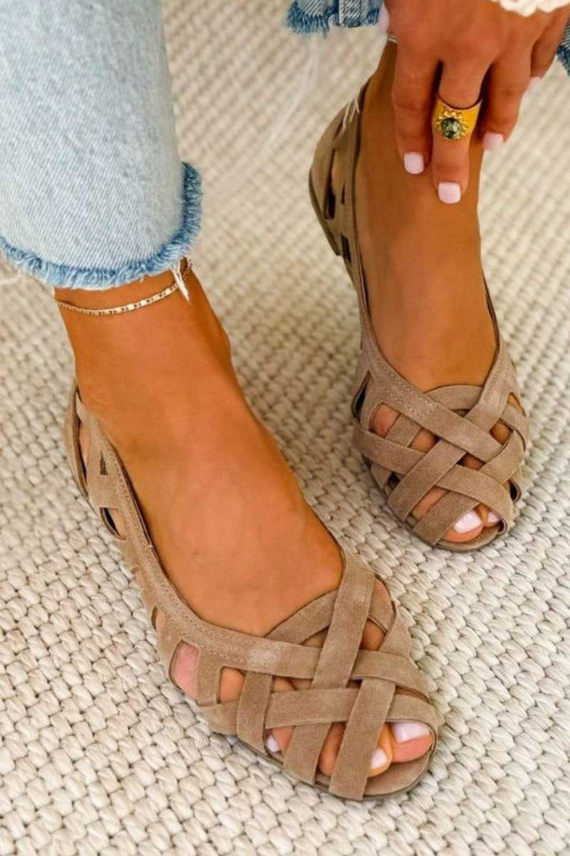 Orthopädische Damen Sommersandalen: Ergonomisch, flach & fußfreundlich für langanhaltenden Komfort. Ideal für den Alltag.