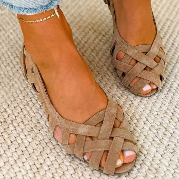 Geflochtene Damen Orthopädische Sandalen in stilvollem Design. Bequeme Flachsandalen für Fußgesundheit & Eleganz.