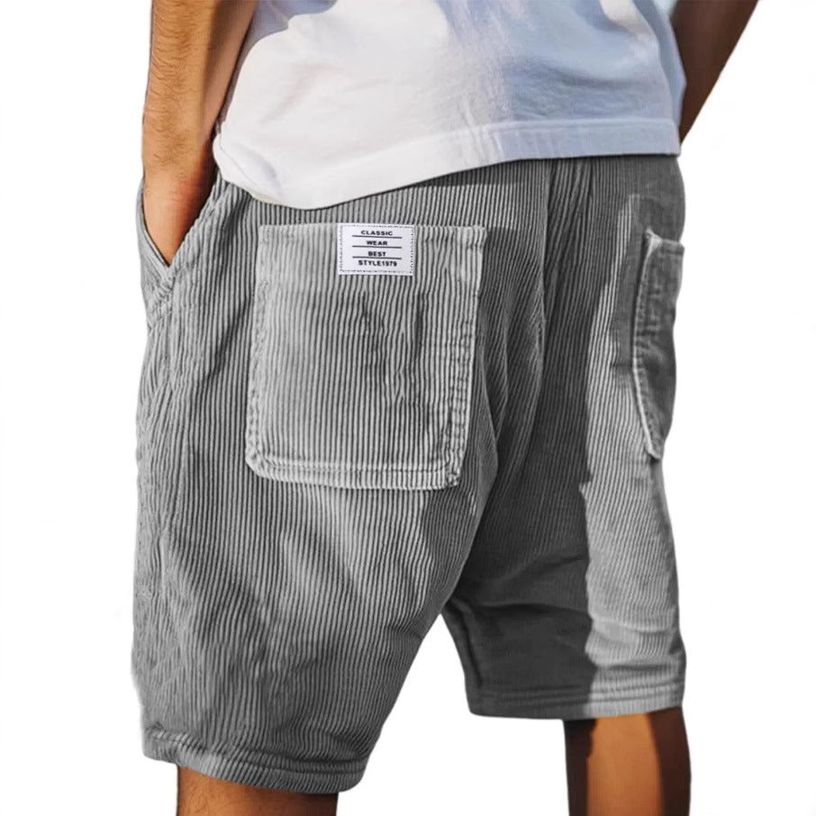 Elegante, texturierte Herren Shorts, maßgeschneidert für stilbewusste Freizeitlooks im Sommer.