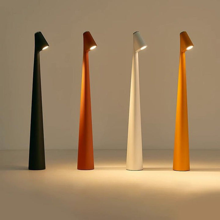 Stilvolle Nachttischlampe: Kabellose Touch LED Akku Lampe aus Aluminium, dimmbar für gemütliches Licht.