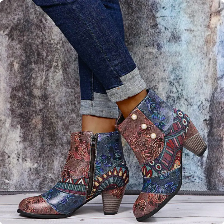 Hochwertige, wasserdichte Damen Retro Stiefel in Detailansicht. Der perfekte Herbst-/Winterlook.