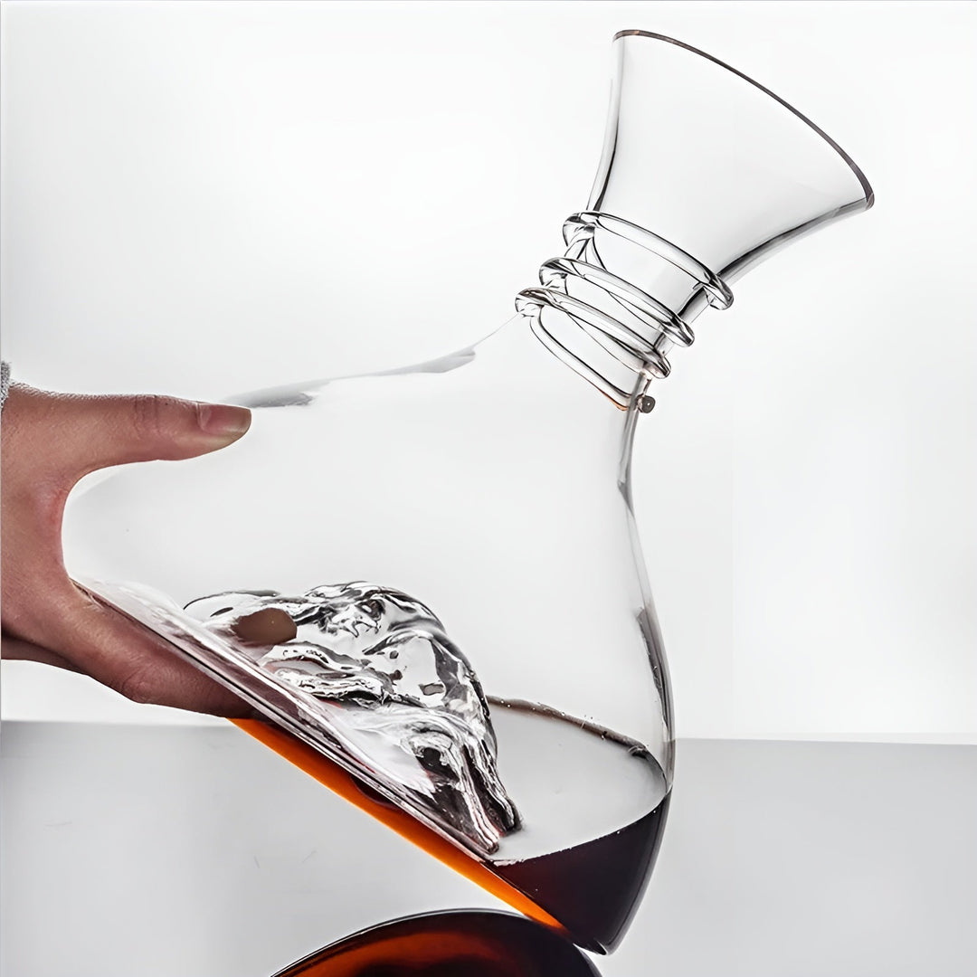 Transparenter Kristallglas-Weinbelüfter für professionelles Servieren und Dekantieren von Rot- und Weißwein.