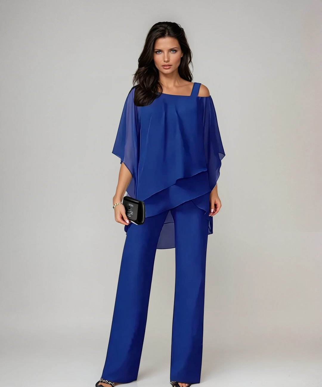 Vielseitiger Damen Lagen-Look Zweiteiler für jeden Anlass. Ideal als Sommeroutfit, festliches Outfit oder Freizeitmode.