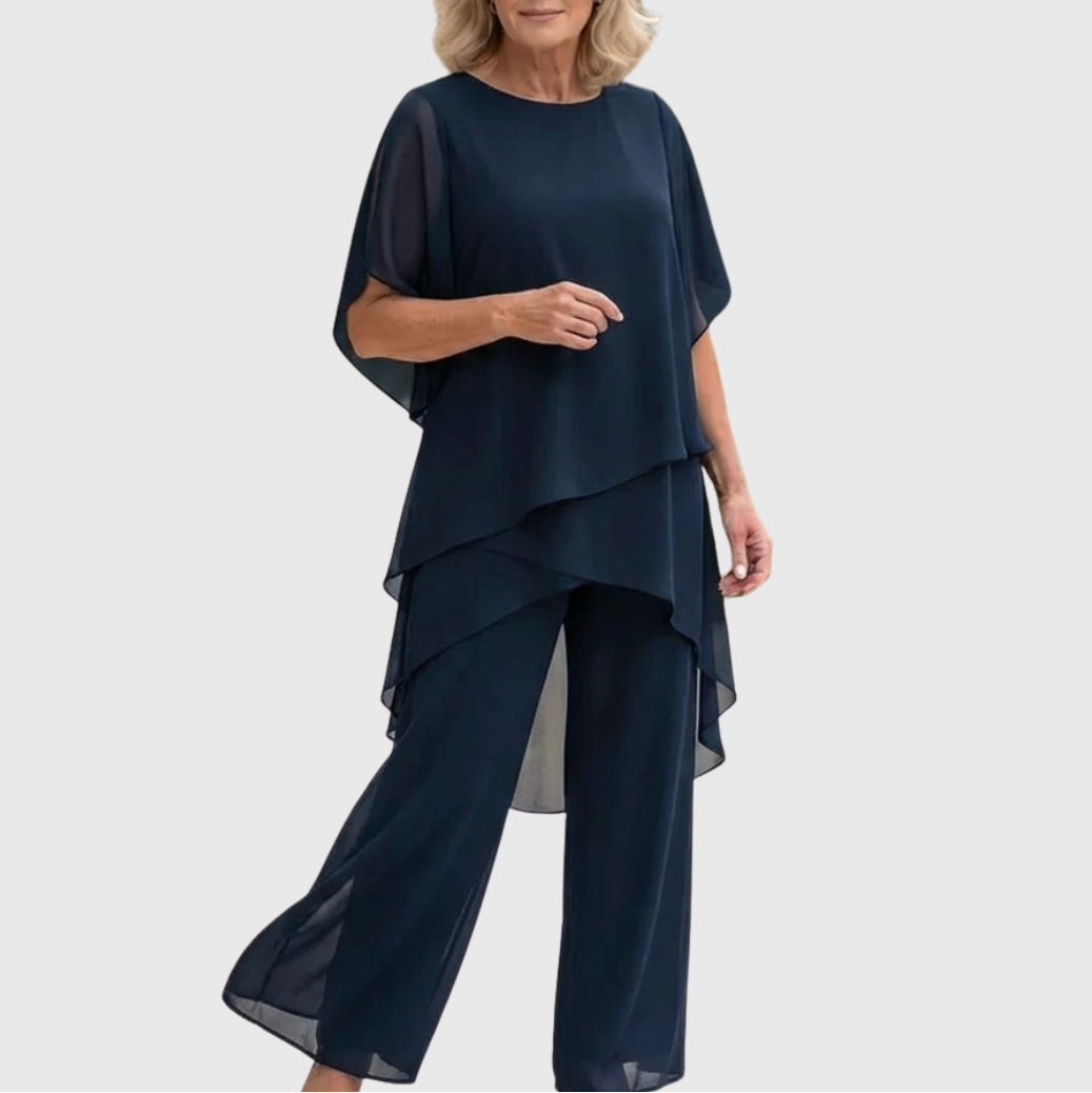 Eleganter Damen Anzug mit drapierten Palazzo-Hosen für stilvollen Komfort. Perfekt für moderne Eleganz.