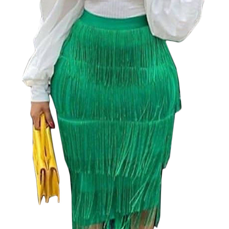Moderner Damen Fransenrock mit mehrlagigen Fransen, ein Must-Have für elegante Damenmode, stilvoll & einzigartig.