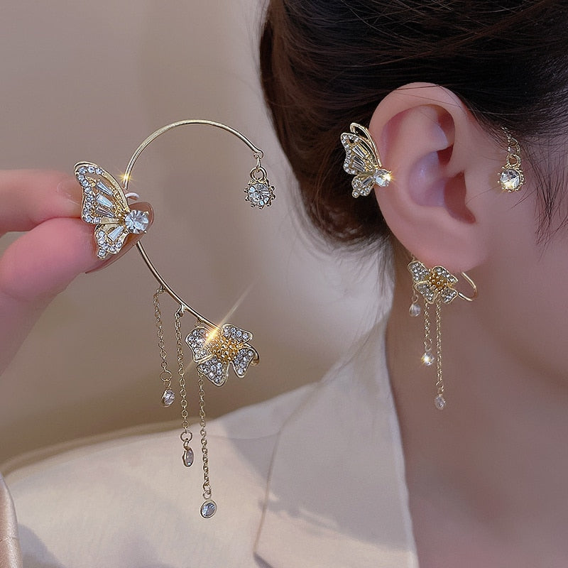 Eleganter Damen Ohrenclip, funkelnder Ohrschmuck ohne Piercing. Schickes, piercingfreies Accessoire für Frauen.