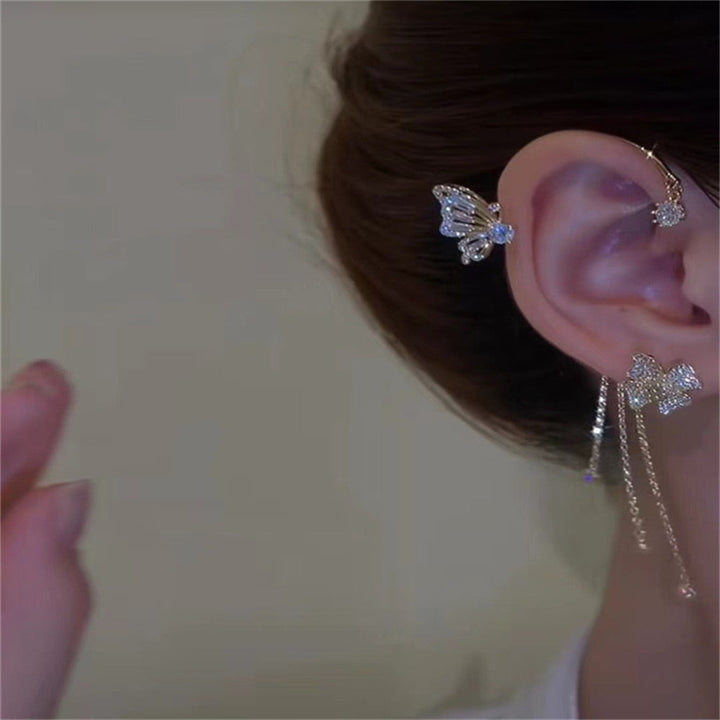 Eleganter Damen Ohrenclip, funkelnder Ohrschmuck. Piercingfrei, luxuriöses Accessoire für Abend & Party.