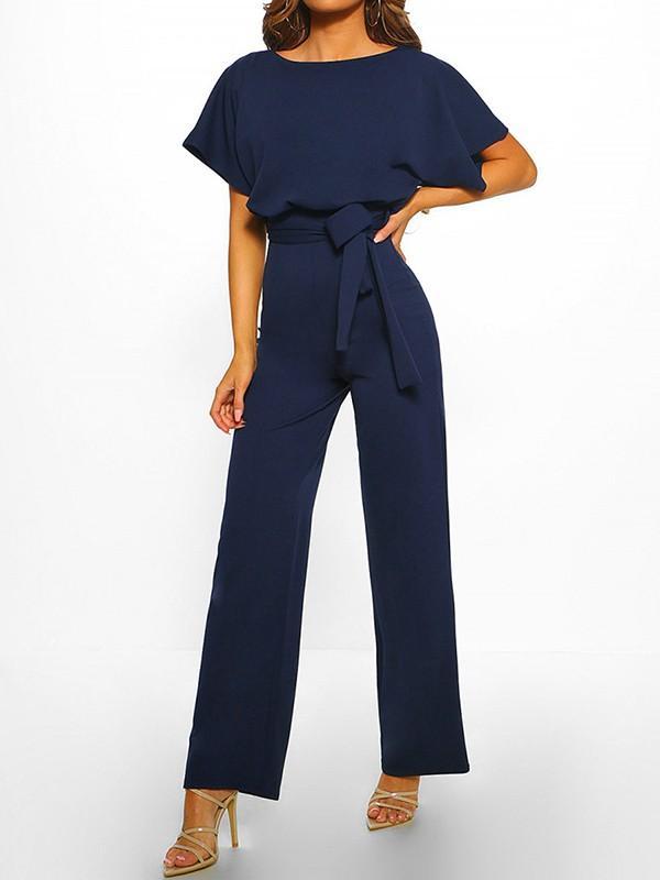 Langer Damen Overall in Aprikose mit Rüschengürtel & kurzen Ärmeln, perfekt für elegante Auftritte.