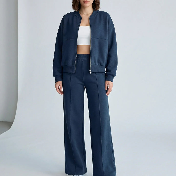 Frühlingsoutfit Damen: Elegantes Hose & Jacke Set mit geradem Schnitt für stilvolle Auftritte.