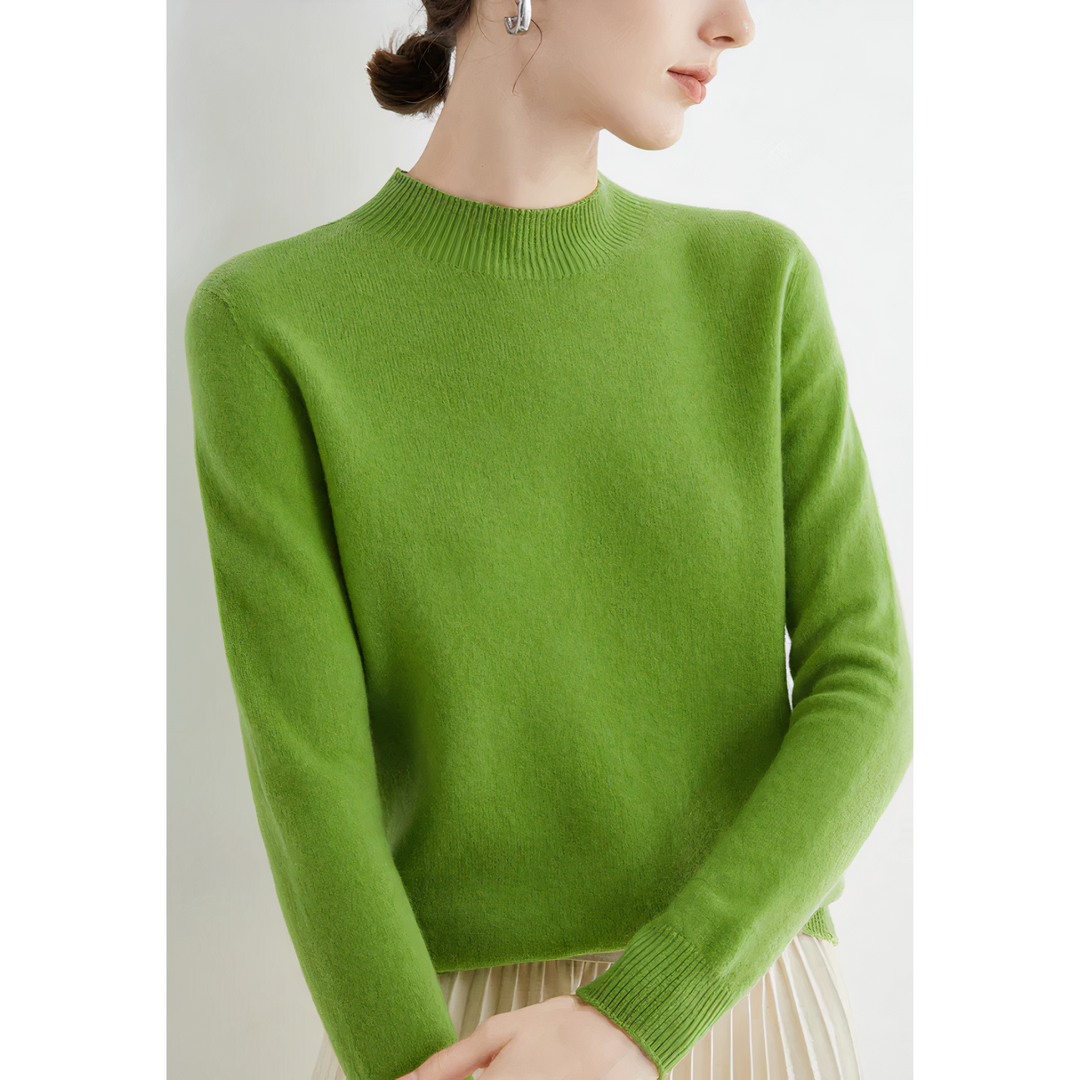 Perfekt sitzender Damen Winterpullover mit Halshoherkragen. Bequemer Strickpullover für Damenbekleidung.