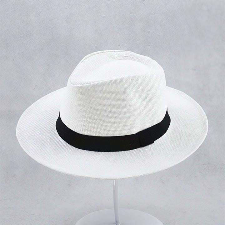 Klassischer Panamahut als Damenhut & Herrenhut, handgeflochten für eleganten Sonnenschutz im Sommer.