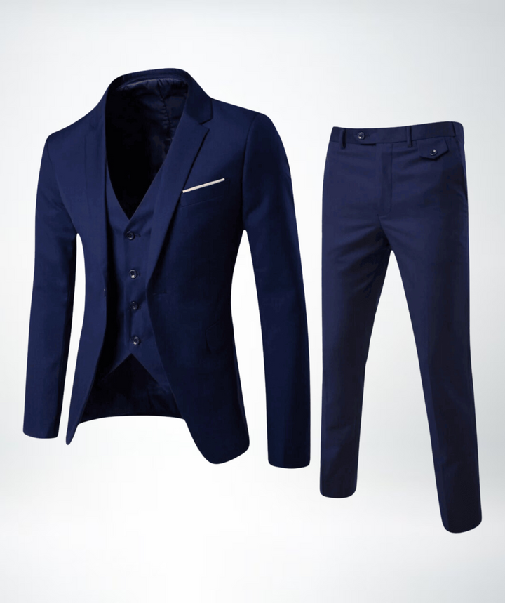 Eleganter Herren Dreiteiler Anzug mit Weste für formelle Anlässe. Perfektes Business-Outfit oder Hochzeitsanzug.