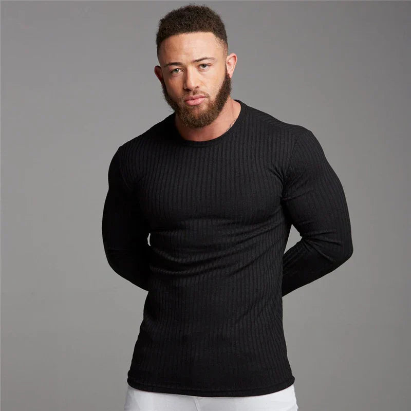 Bequemer Herren Pullover aus Feinstrick, vielseitig kombinierbar für entspannte Freizeit-Outfits.