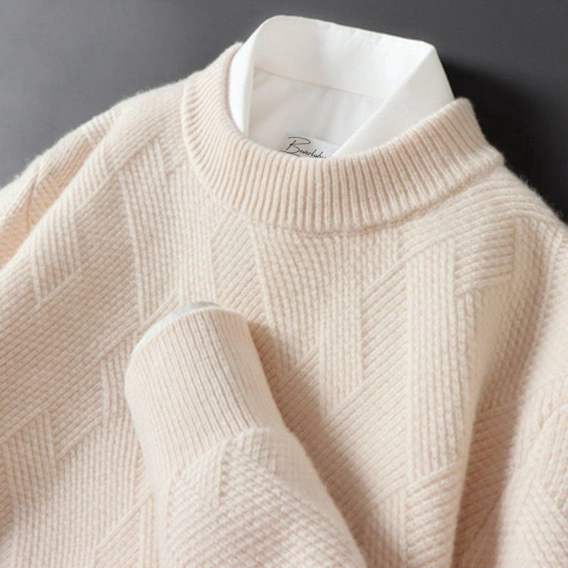 Stilvoller Herren Pullover in Weinrot mit Rundhals. Hochwertige Kleidung für Business Casual & Freizeit.