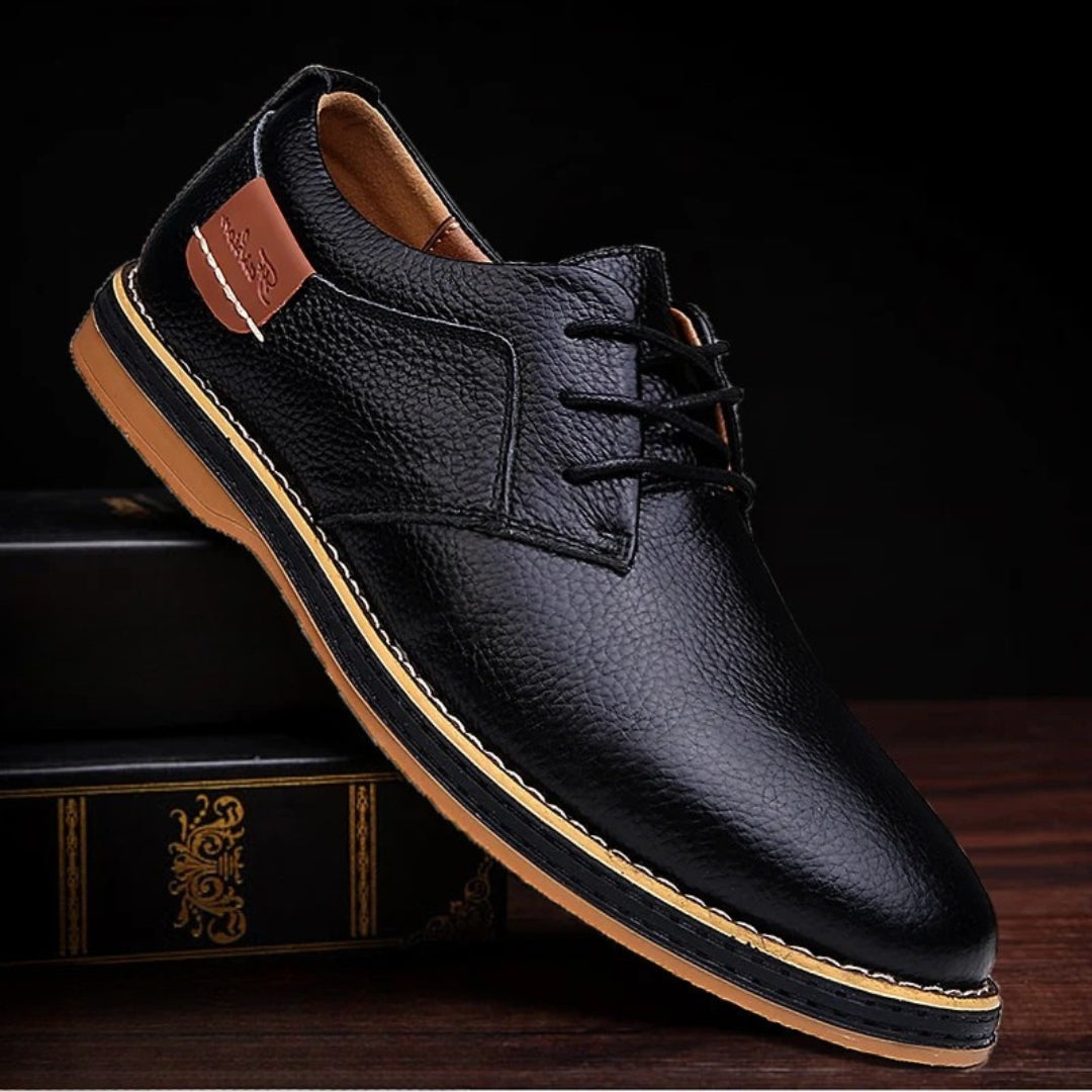 Eleganter Herren Schnürschuh für Büro & Freizeit, komfortabel & vielseitig.