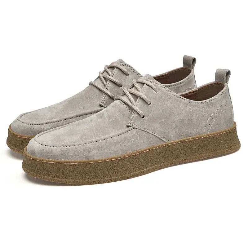Elegante Herrenschuhe: Stilvolle Sneaker mit exzellentem Komfort für jede Gelegenheit.