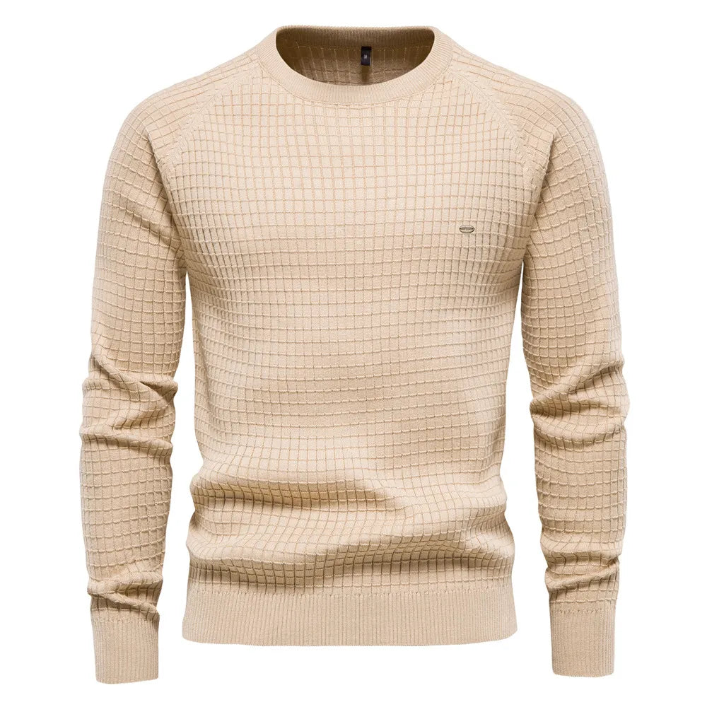 Komfortabler Herren Crewneck-Pullover aus hochwertiger Strickware, ideal für herbstliche Tage und elegante Auftritte.