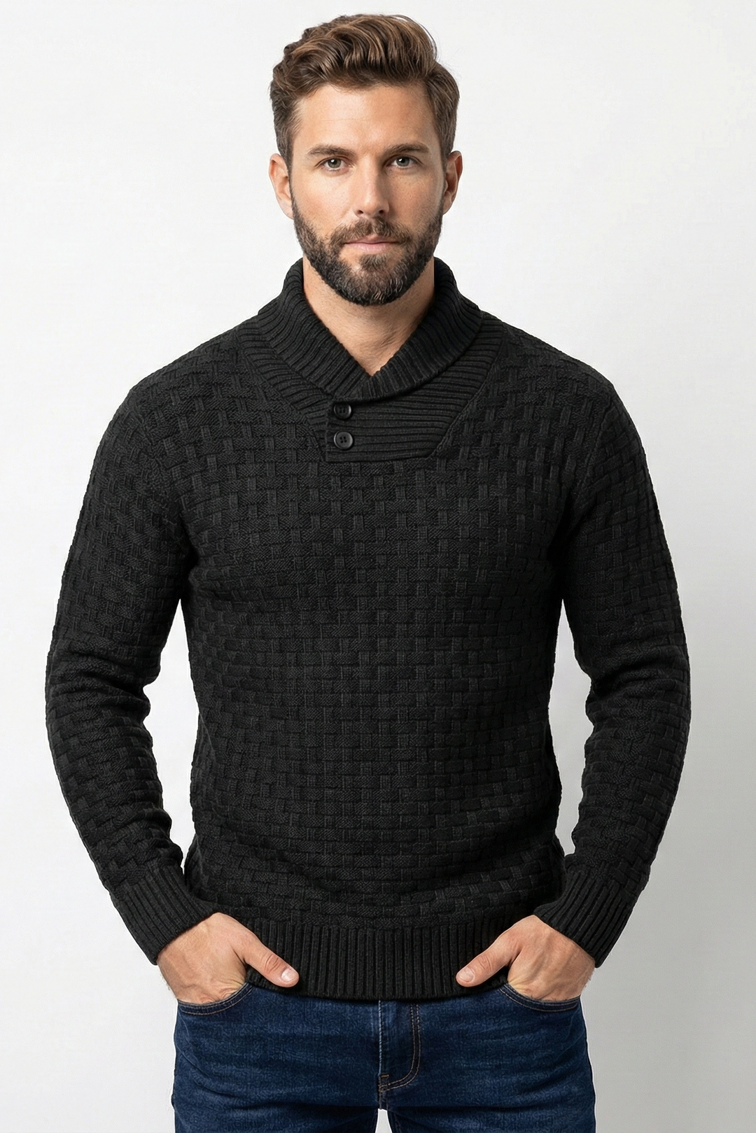 Eleganter Herrenpullover mit Schalkragen und Strukturmuster für stilvollen Komfort.