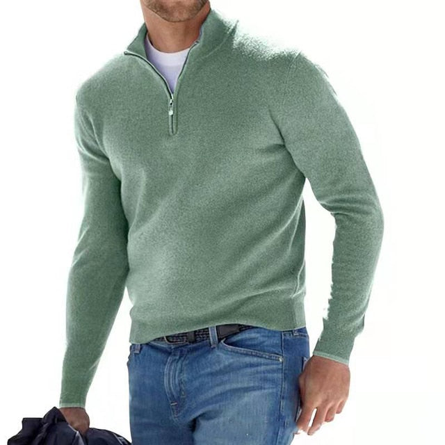 Moderner Herren Langarm Pullover mit V-Ausschnitt & Reißverschluss. Ideal als warmer Winterpullover für jeden Mann.