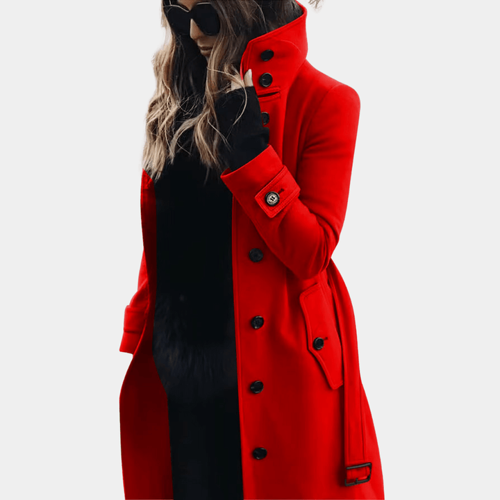Bequemer, langer Damen Trenchcoat Alexandra in tailliertem Design, ein Must-have für Herbst- und Wintermode.